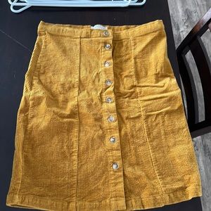 Downeast size large corduroy mustard yellow skirt